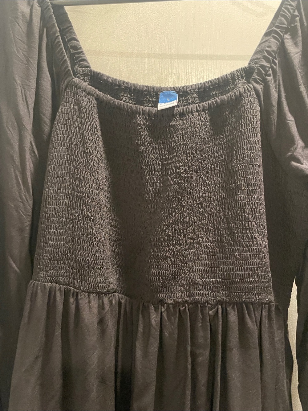 Old Navy Black Smocked Waist short Dress size L - Picture 2 of 5
